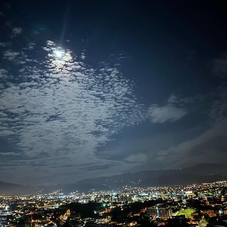 Penthouse En Los Yoses, Vista De Los Dioses Fast Wifi San Jose  Exterior foto