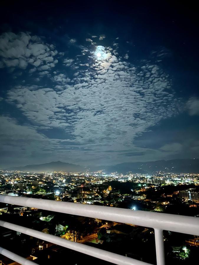 Penthouse En Los Yoses, Vista De Los Dioses Fast Wifi San Jose  Exterior foto